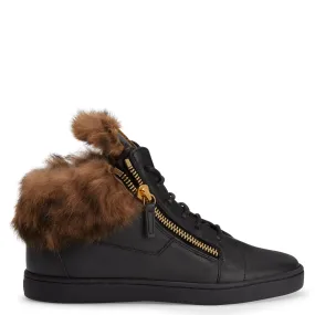 Fit Lifestyle Weekend Chill Giuseppe Zanotti Kriss