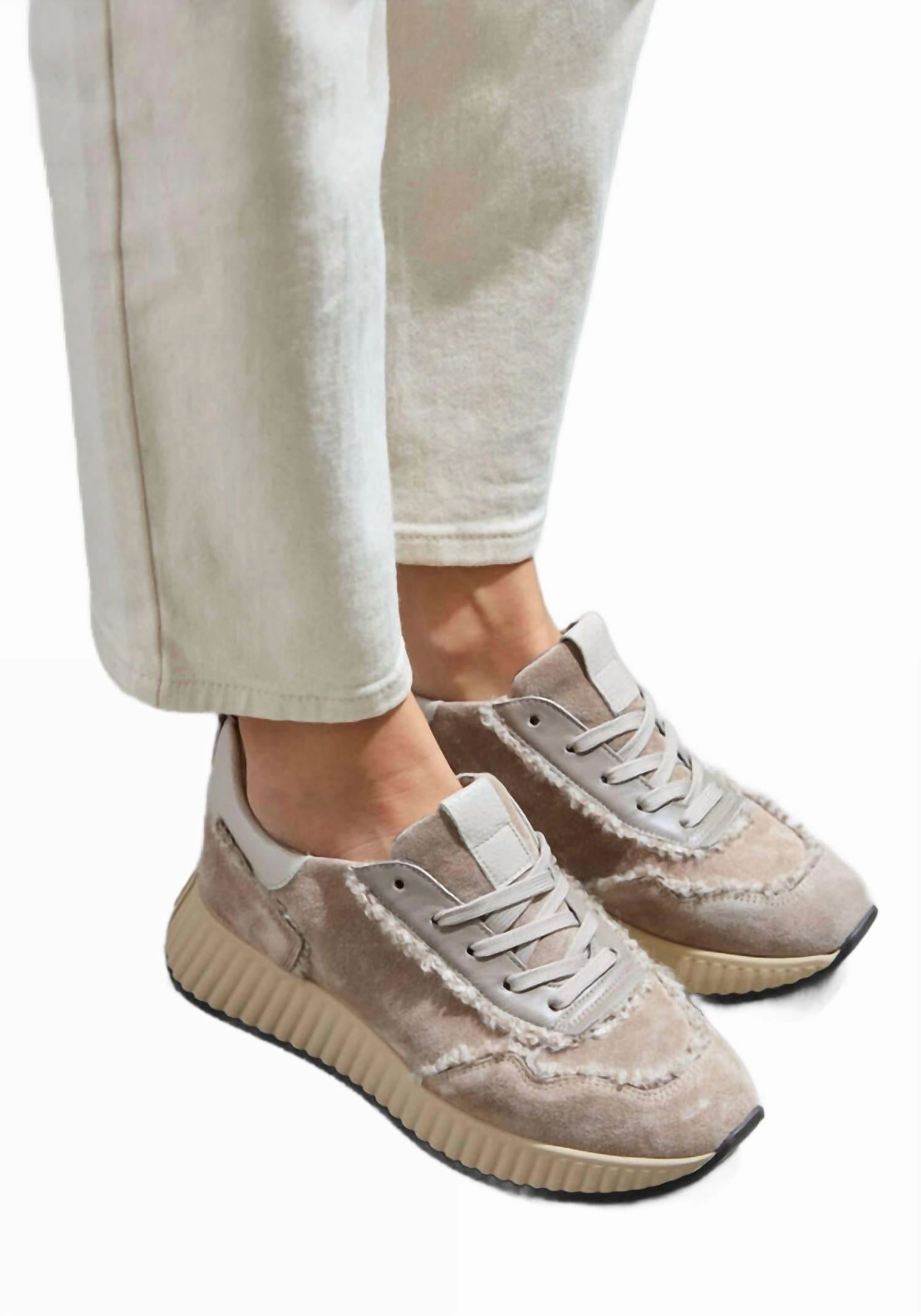 Alair Sneakers In Taupe/sahara Weekend Plans