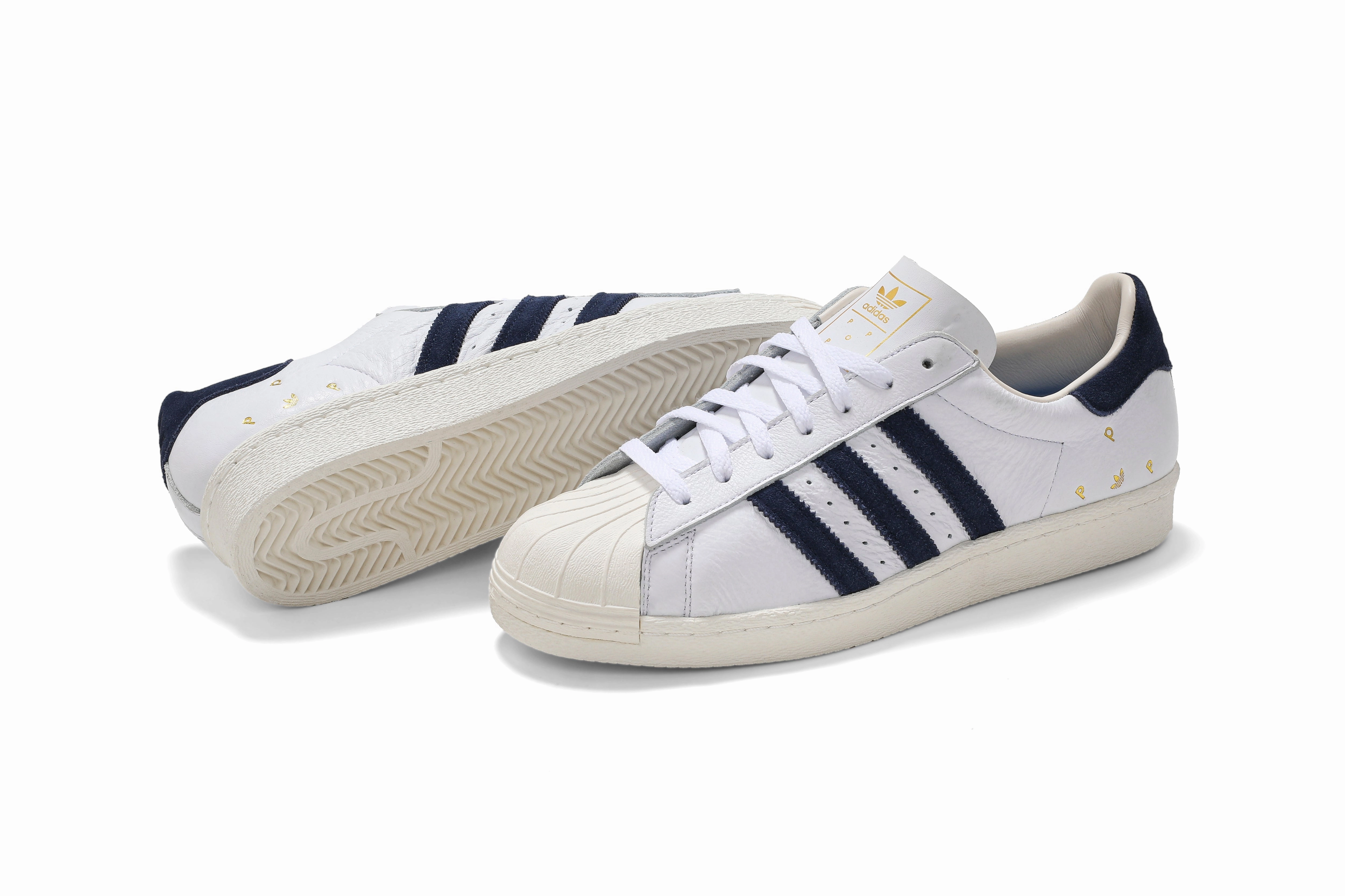 mid - top running shoes Treadmill Friendly Grip Adidas - Pop Trading Co Superstar ADV (FTW White/Collegiate Navy/FTW White)