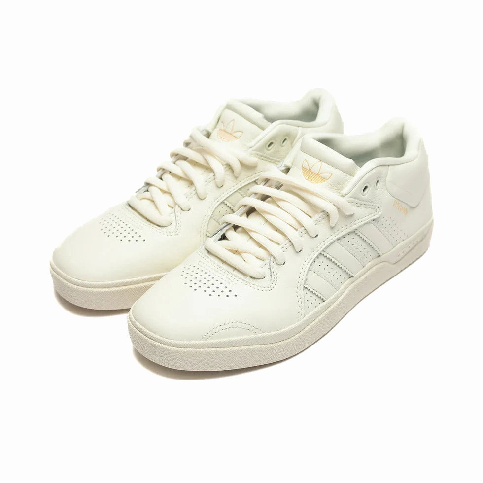 archery shoes running on inclined ground Adidas - Tyshawn (Ivory/Ivory/Blue)