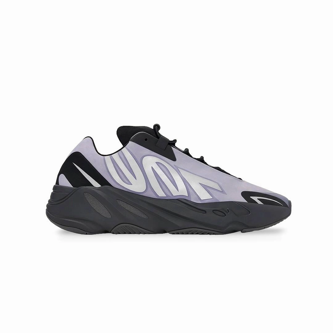 Basic Wear adidas - Unisex Yeezy 700 MNVN Shoes (GW9526)