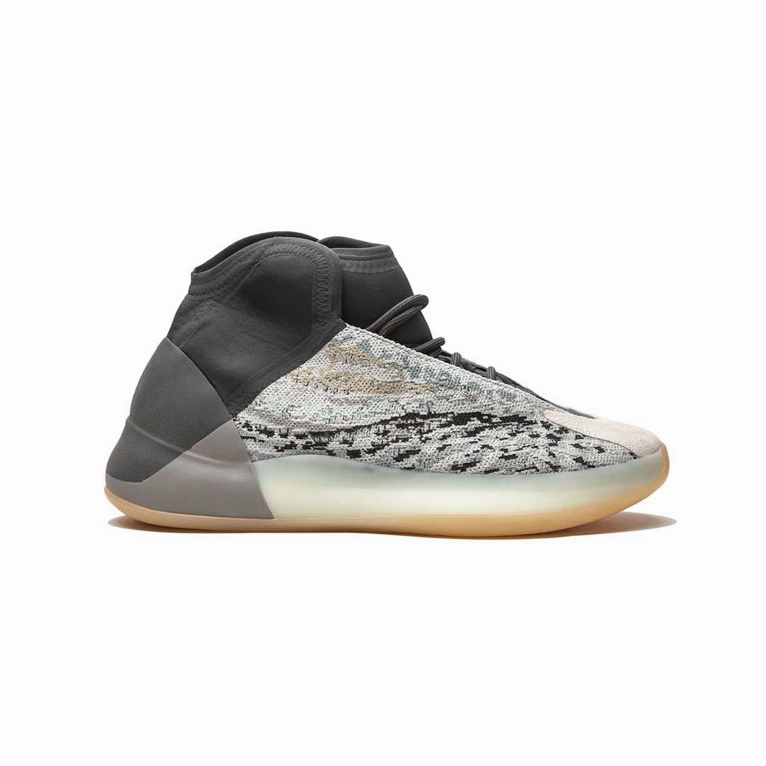adidas - Unisex Yeezy Quantum Basketball Shoes (GY7926) Comfortable fit