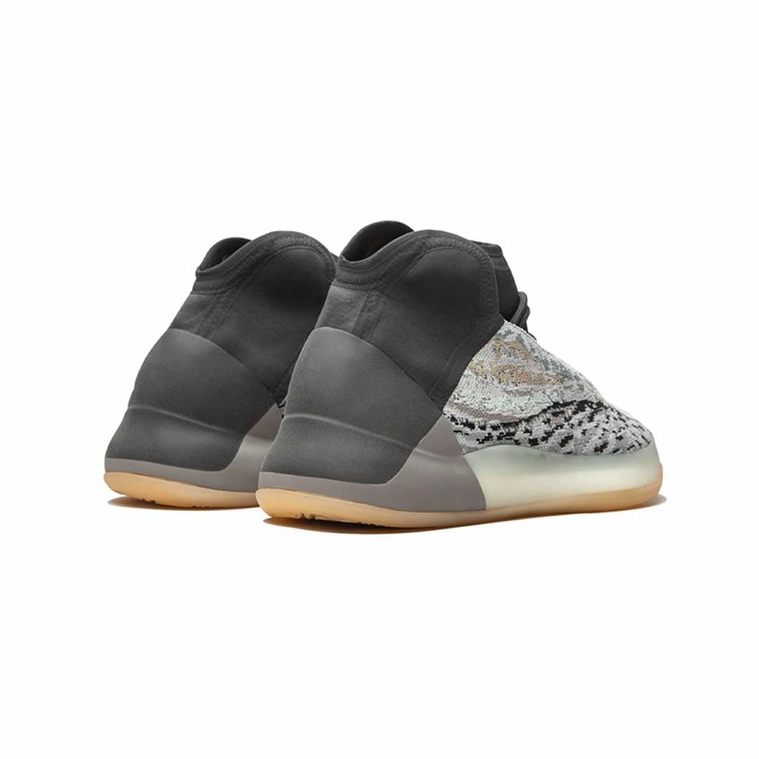 City Chic adidas - Unisex Yeezy Quantum Basketball Shoes (GY7926)