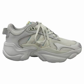 Comfort Fit Adidas Magmur Runner Shoes in White Polyester