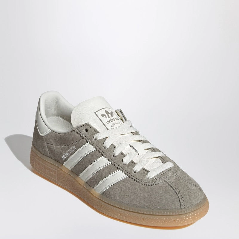 Adidas Originals Women's Muenchen Sneakers In Suede rubber