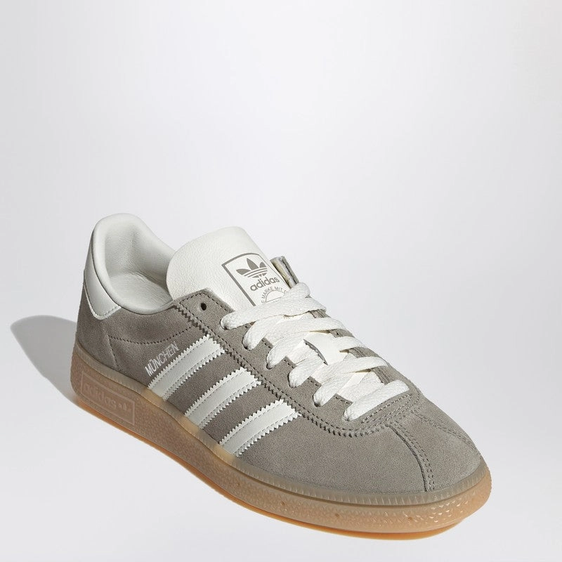 Adidas Originals Women's Muenchen Sneakers In Suede Urban Trek Lightweight Sole
