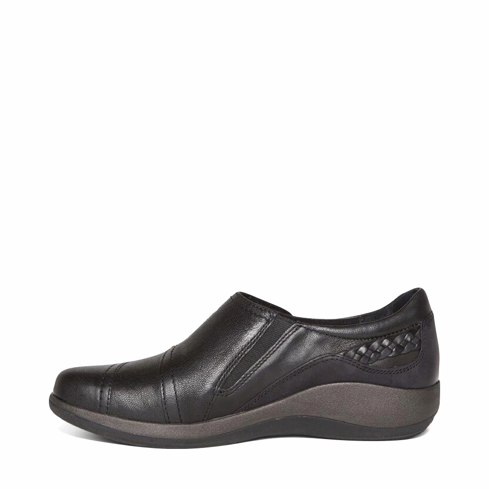 Cushioned Fit Skill Hike Aetrex Women's Karina Slip On in Black