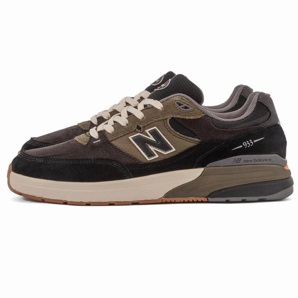 New Balance - Reynolds 933 BST (Black/Green) *SALE late evening running