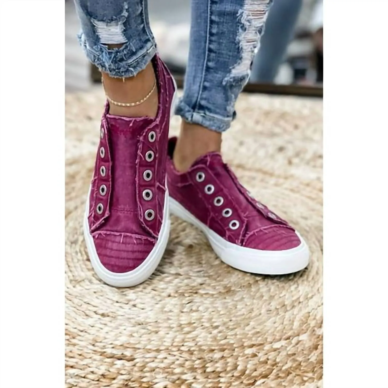 Low Impact Cushioning Slip On Comfort Canvas Sneaker In Desert Pepper Smoked