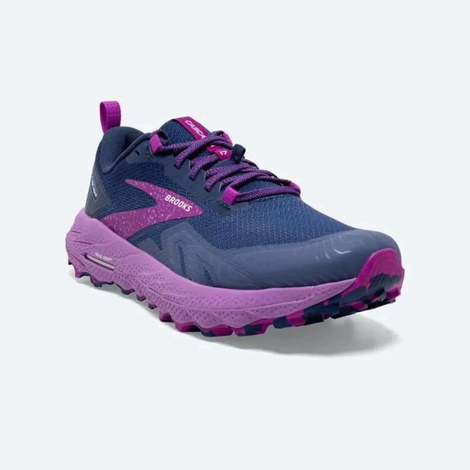 Women's Cascadia 17 Shoes In Navy/purple/violet Glam stability Impact Diffusion Plate