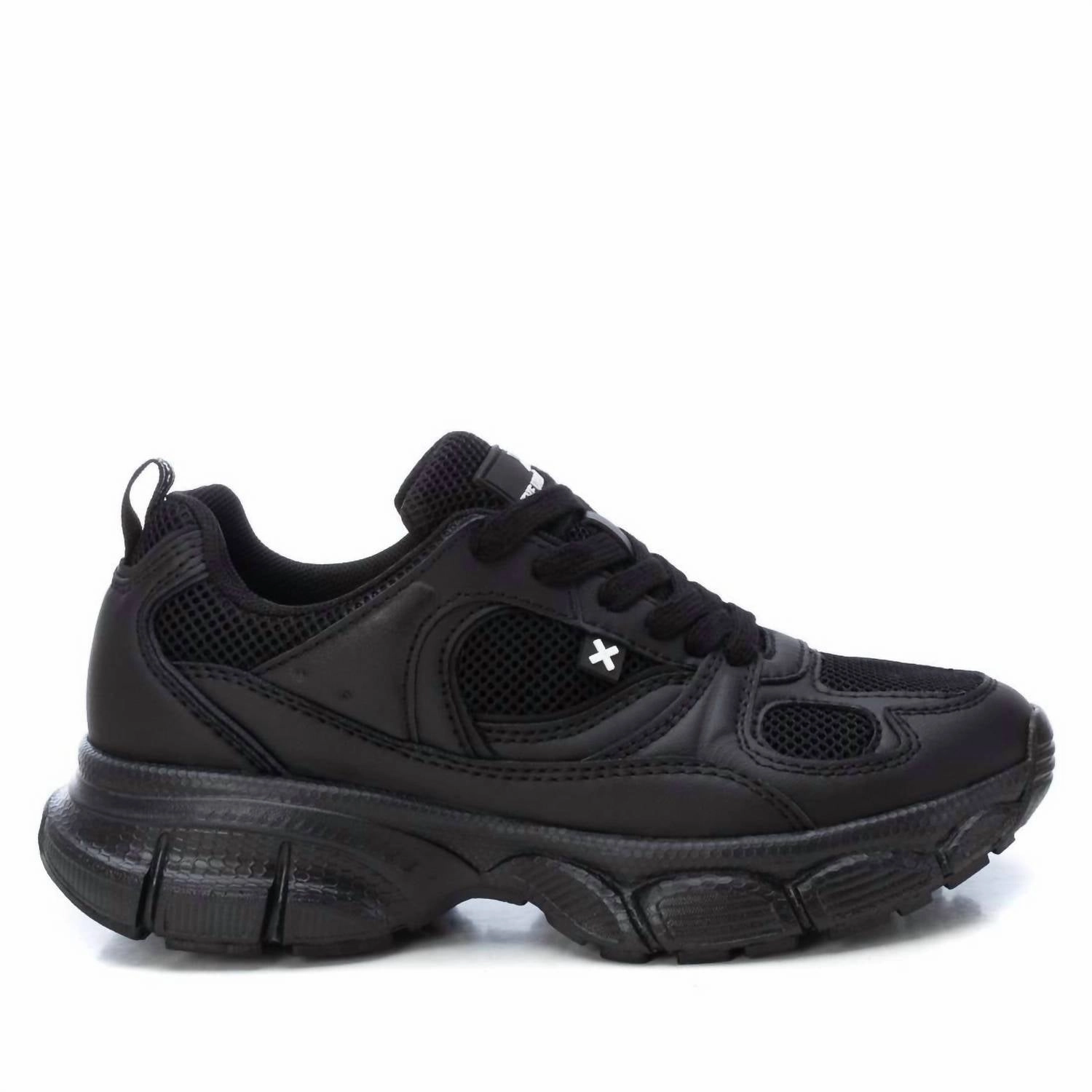 Women's Lace Closure Sneakers In Black Abrasion Resistant Reinforcement Lightweight Frame Structure