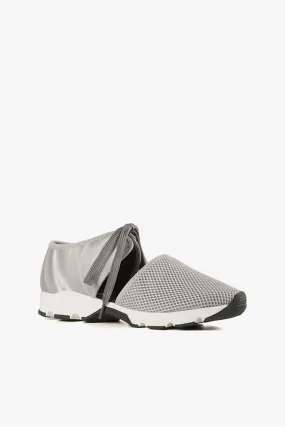 AdjustableFit quick dry Amazing Streak Sneaker In Grey