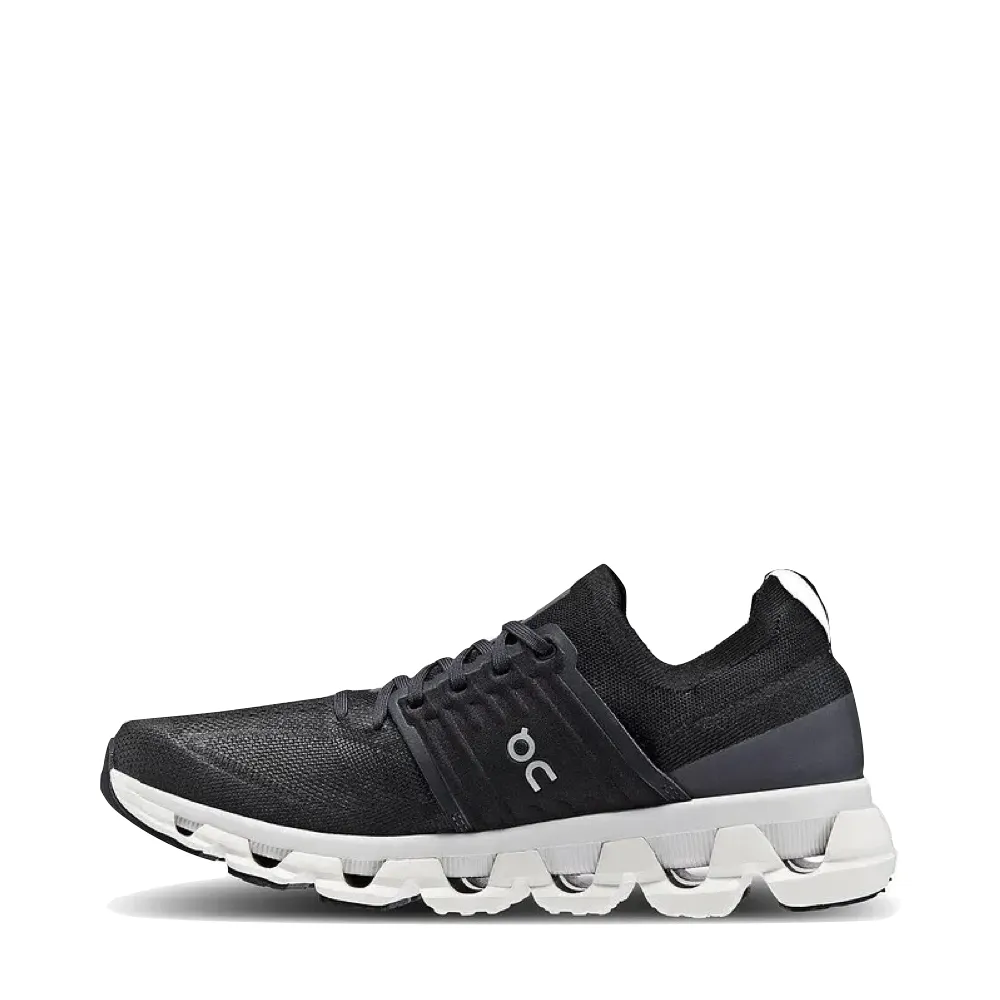 Minimalist Design Philosophy Basic Design On Men's Cloudswift 3 Sneaker in All Black