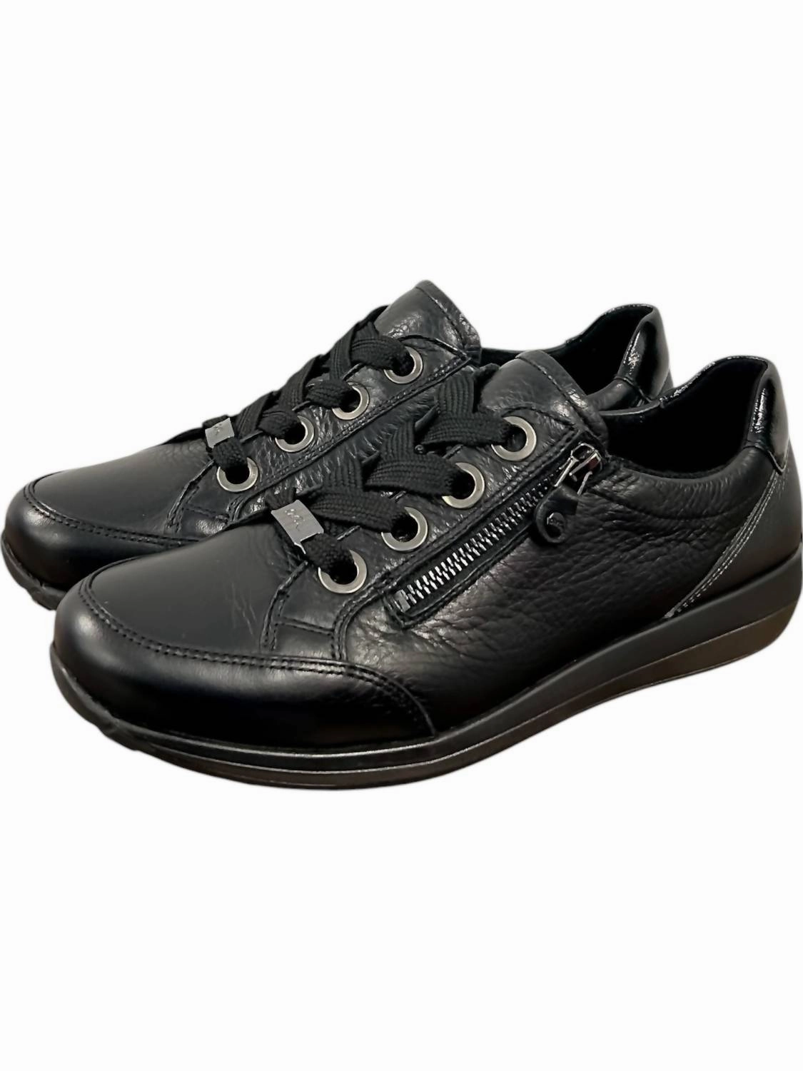 Women's Ollie & Anthracite Sneaker In Black ground grip Adaptive Fit Lacing