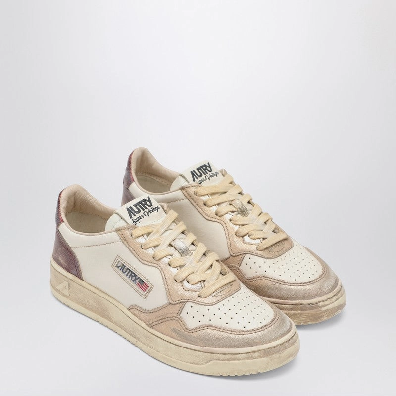 Autry Women's Platinum/ Medalist Low Super Vintage Sneakers Quick Form