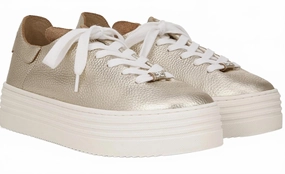 Women Pippy Platform Sneaker In Gold Active Schedule