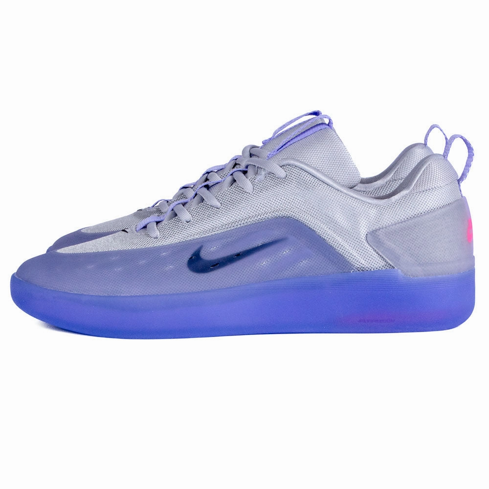 Minimalist Style Outdoor Running Nike SB - Zoom Nyjah 4 (Light Thistle/Wolf Grey)