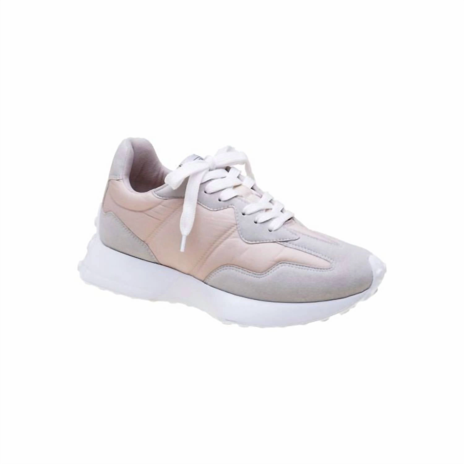 Dynamic Design Travel Ready Women's Nylon Sneaker In Nude