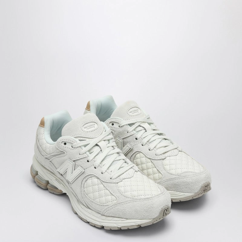 Strong Traction Walk Smooth New Balance Women's ivory Quilted 2R Sneakers