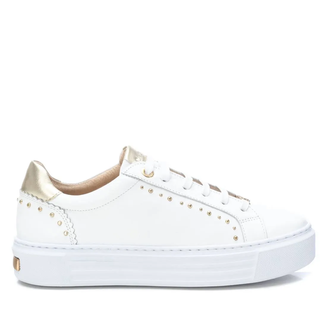 Carmela Collection Women's Leather Casual Sneakers By Xti Breath Points