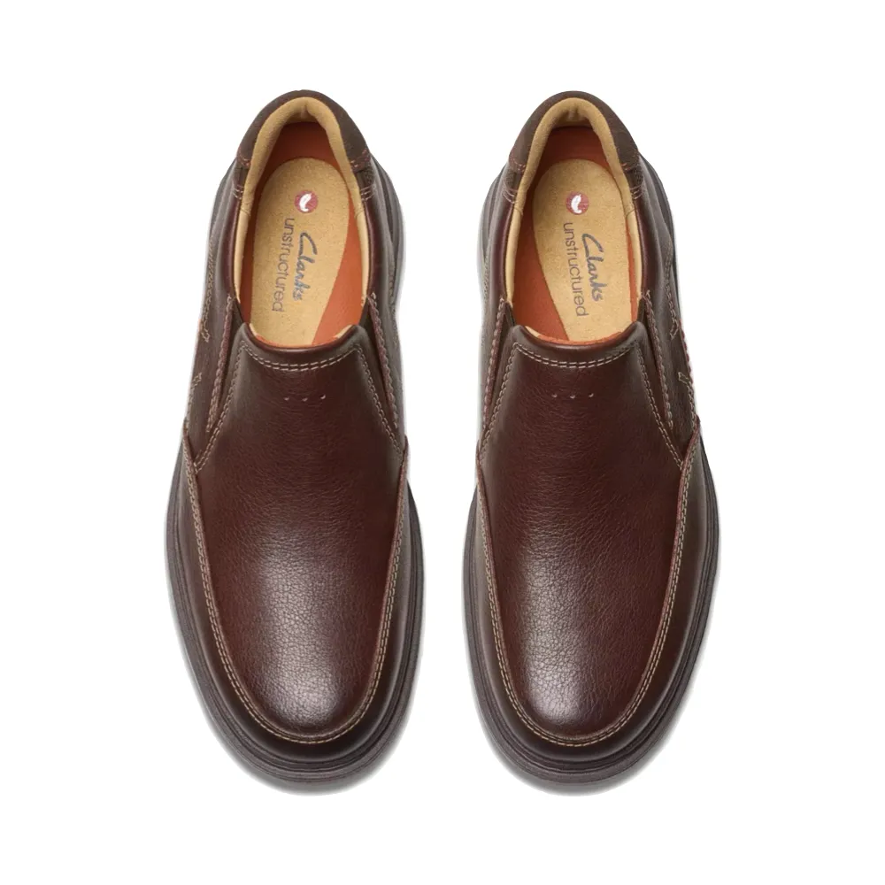 Clarks Men's Un Briley Step Leather Slip On Shoe in Mahogany Superior Cushioning