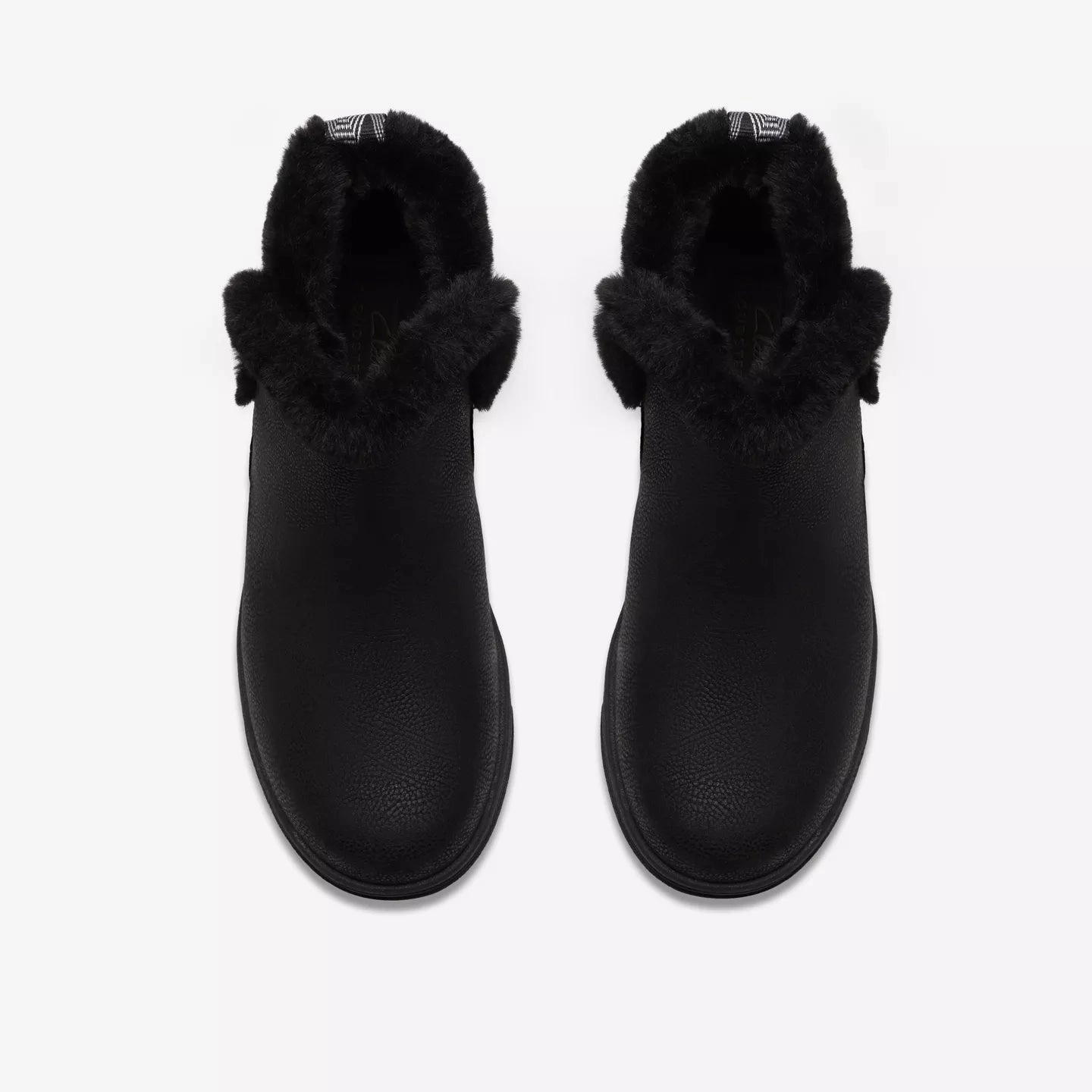 Clarks Women's Breeze Fur Boot in Black Combination Blossom Step