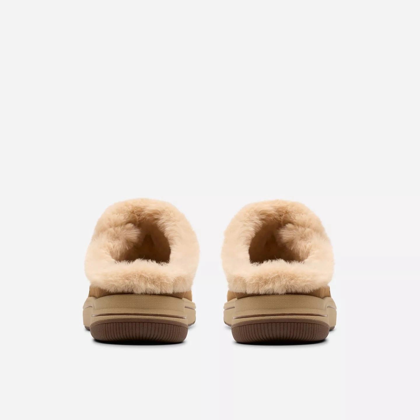 Chic Accent Style Basic Clarks Women's Breeze Myth Clog in Dark Tan