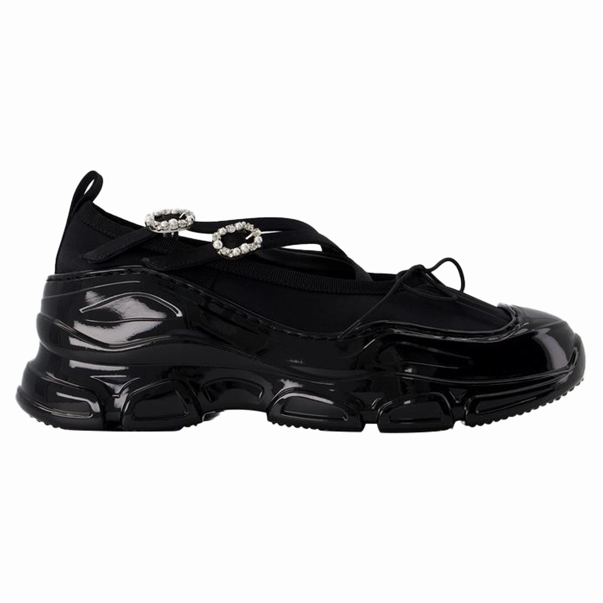 Outfit Neutral Temperature Regulating Fabrics Classic Criss Cross Tracker Sneakers - Simone Rocha - Pvc - Black