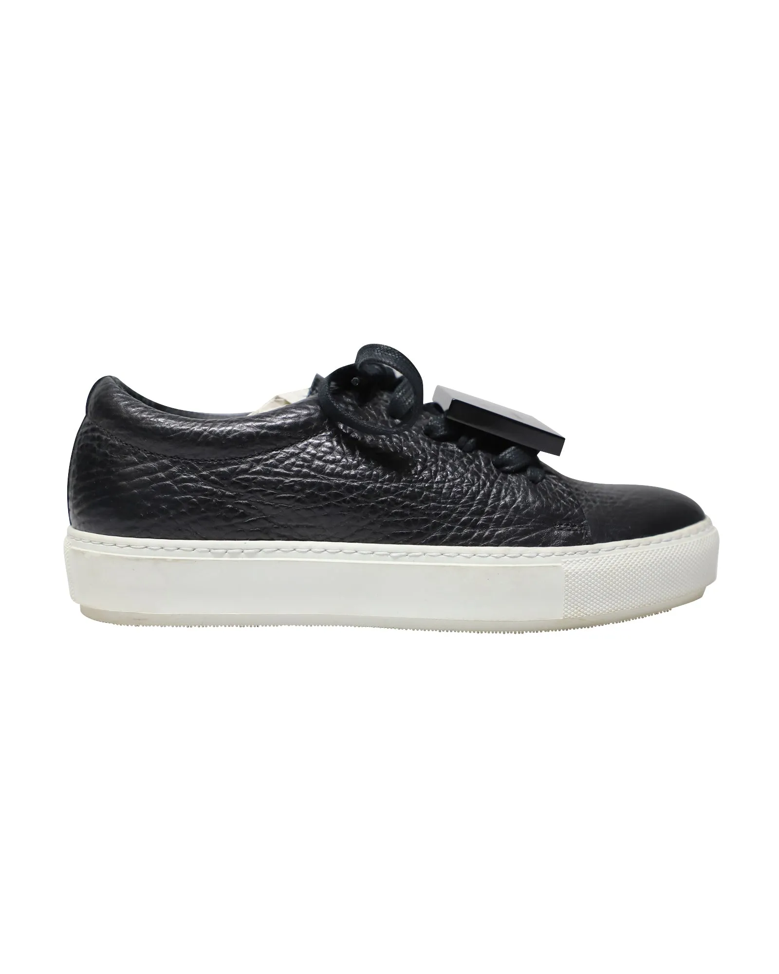 Full Cushion Acne Studios Adriana Low Top Sneakers in Black Calfskin Leather
