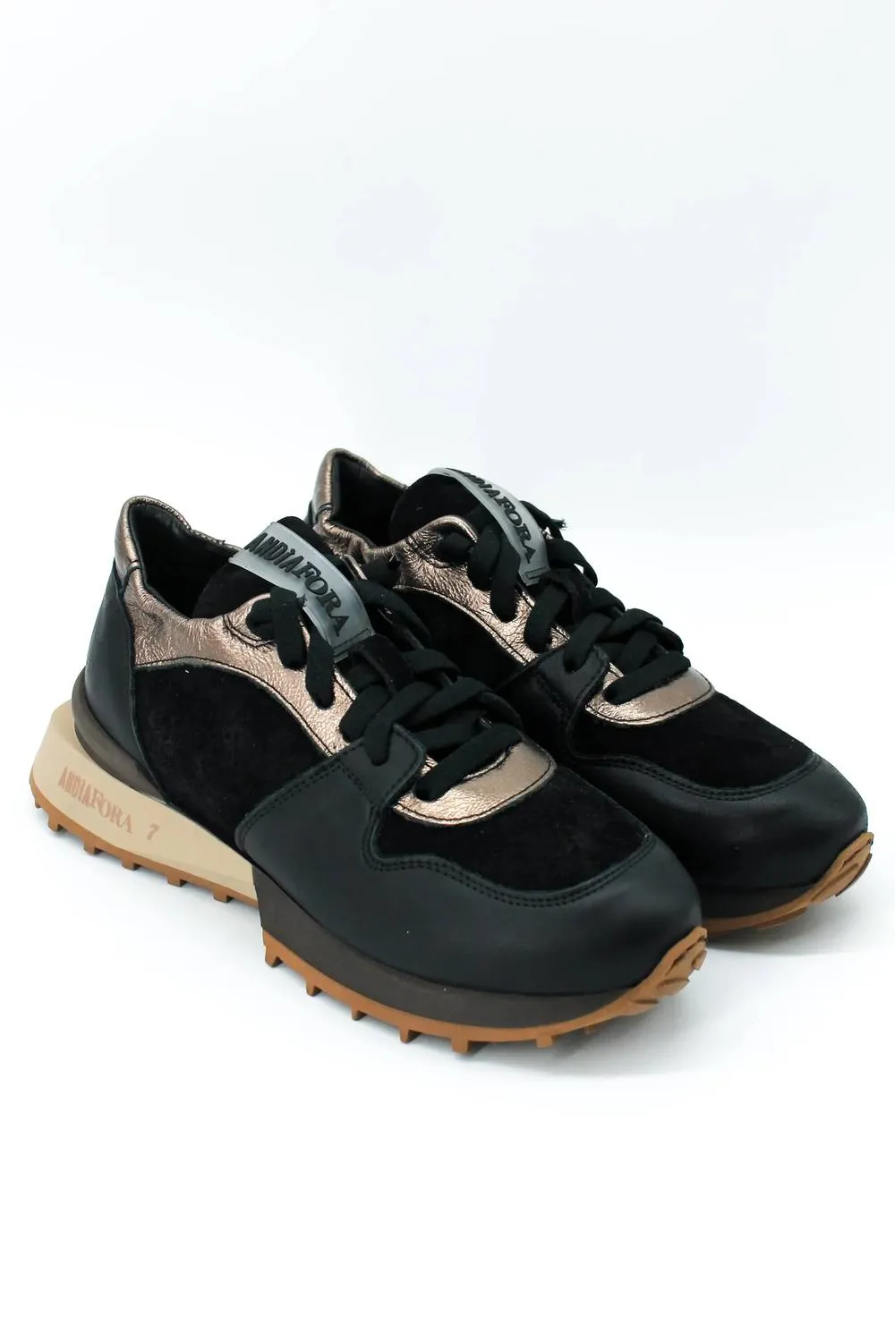 Responsive Bounce Foam Women's Ruffle Sneaker In Black