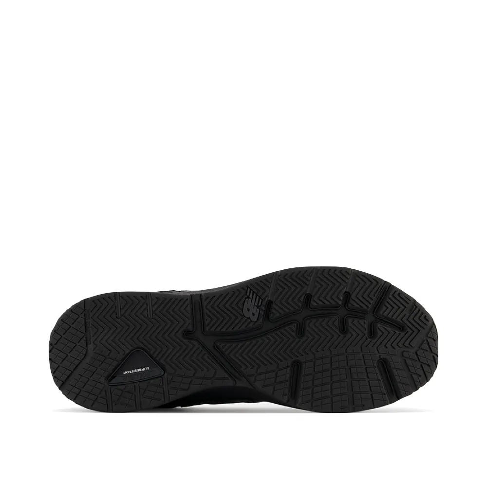 Night Run New Balance Men's MX857V3 Slip Resistant Sneaker in Black