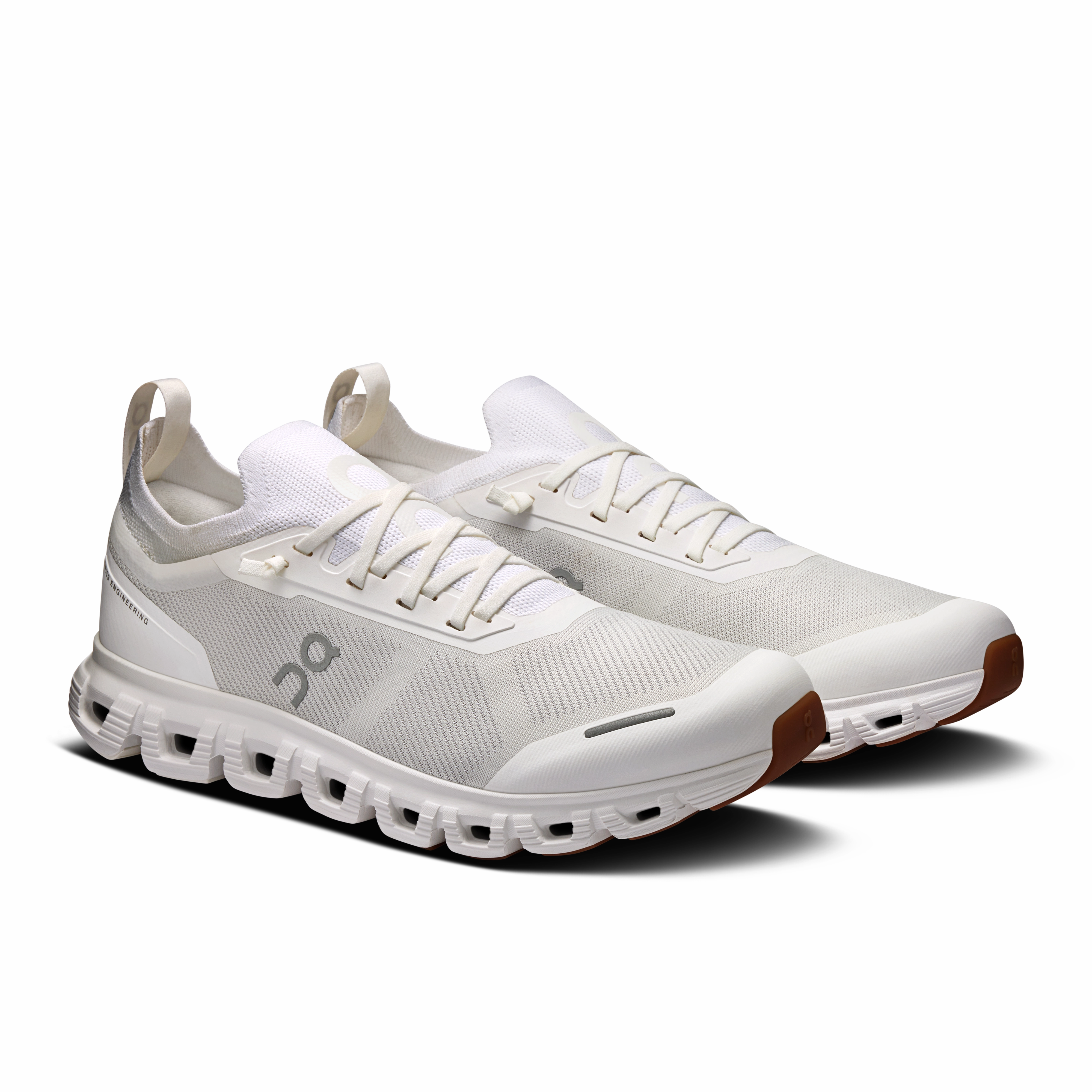 On Running Men's Cloud 6 Versa Shoes - White / White Energy Propulsion Plate