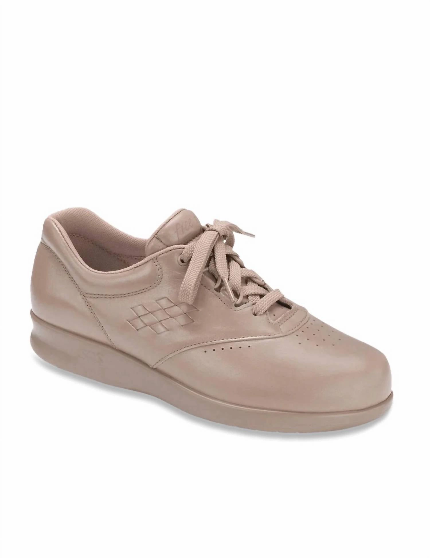 Heel Clip Women's Free Time Walking Shoe - Medium In Mocha