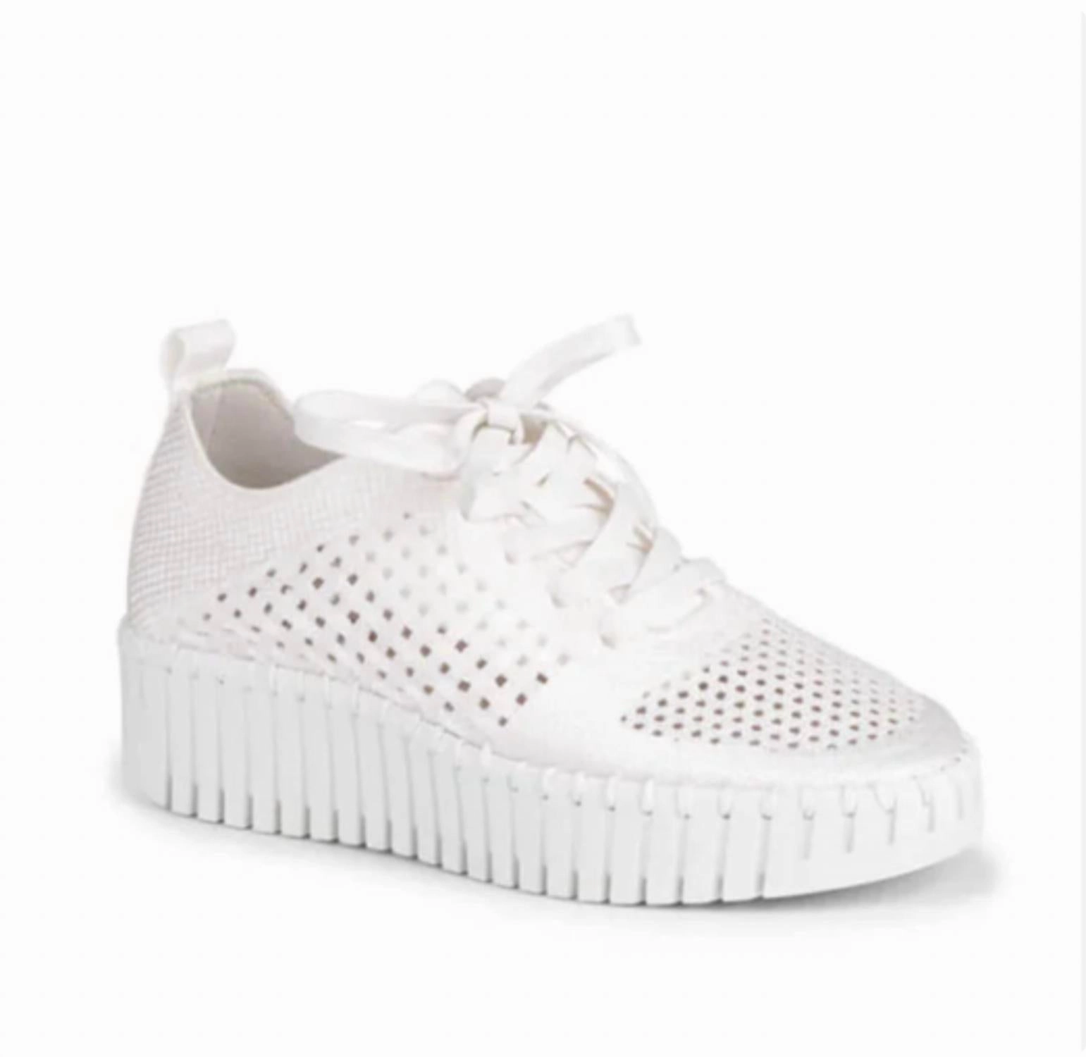 Women Tulip Lace Up Sneaker 4271 In White Classic