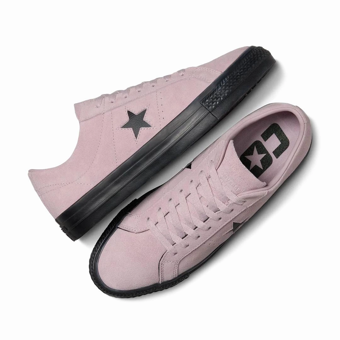 Converse - Unisex One Star Pro Classic Suede Low Top Shoes (A05318C) Style Match