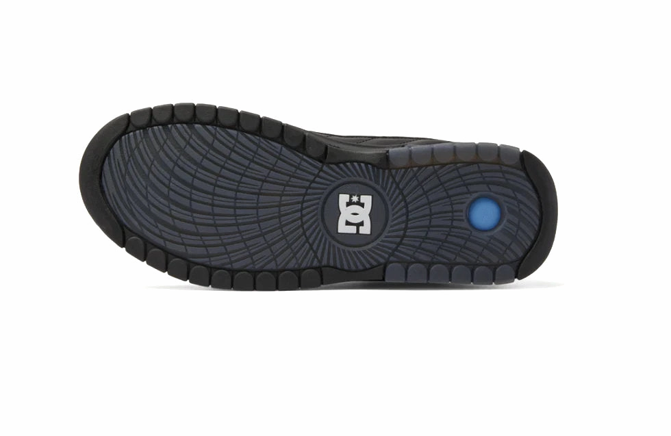 DC - Lucien (Pure Darkness) running in a mud pot area shoes