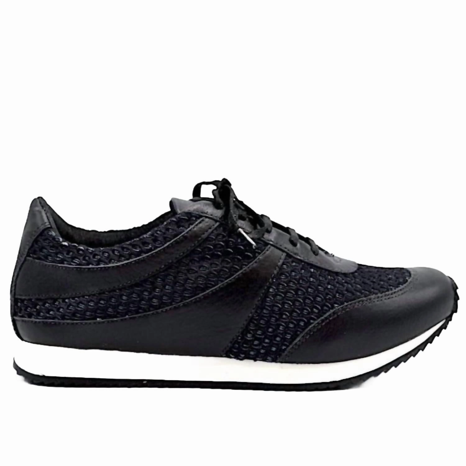 Women's Train Walking Shoe In Black Leather & Mesh Sporty