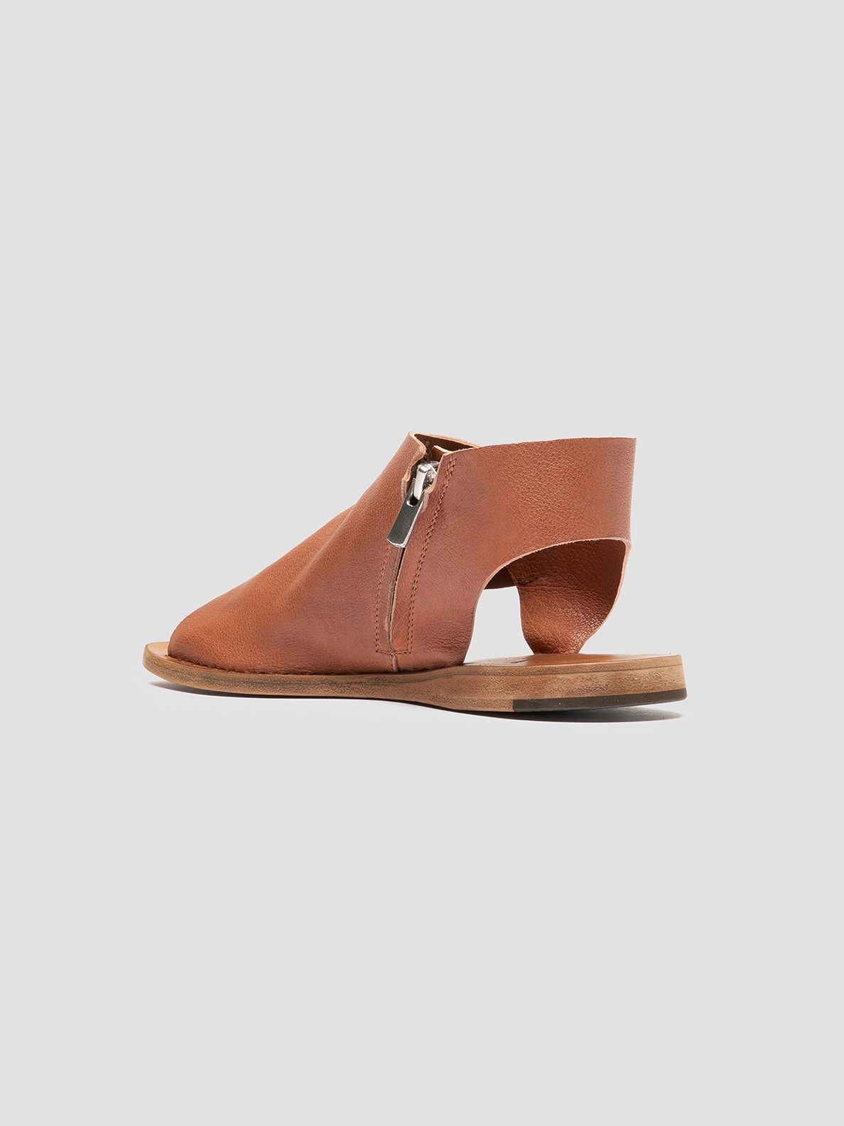 ITACA 033 - Brown Leather Sandals Supportive And Stylish synthetic material