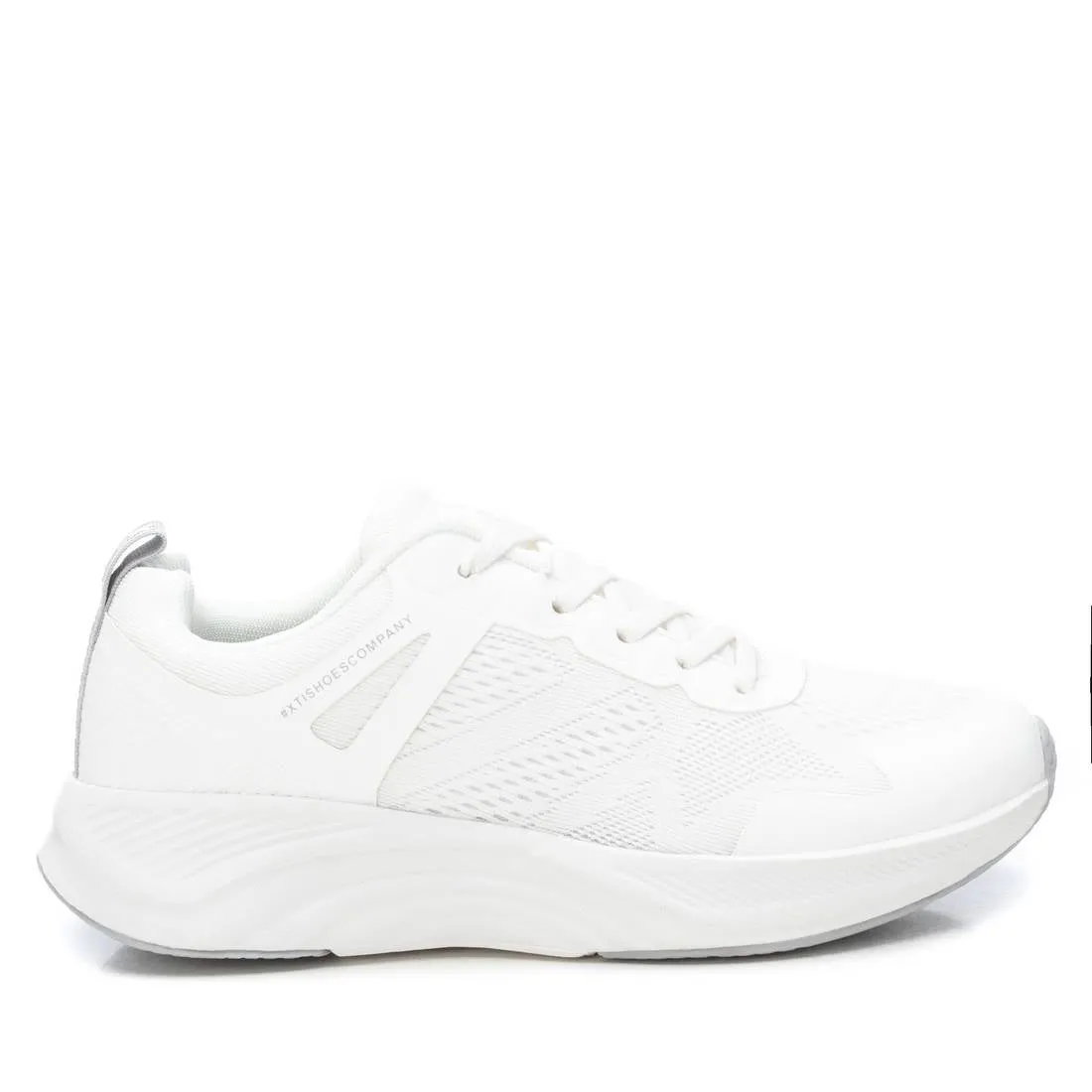 Women's Casual Sneakers By XTI Reinforced Stitch Detail