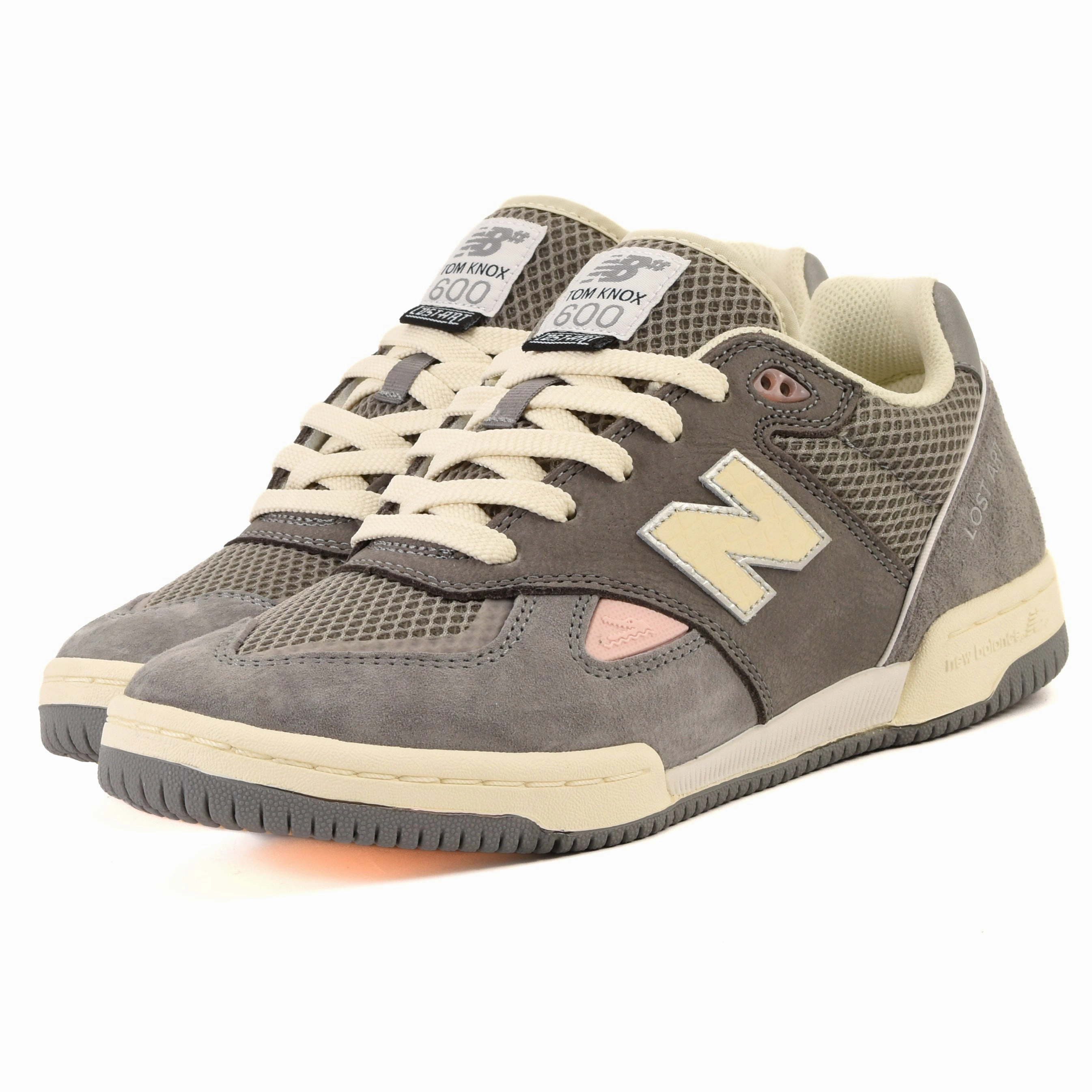 New Balance - 600 ART (Grey/Grey) Ultra Light Cushion