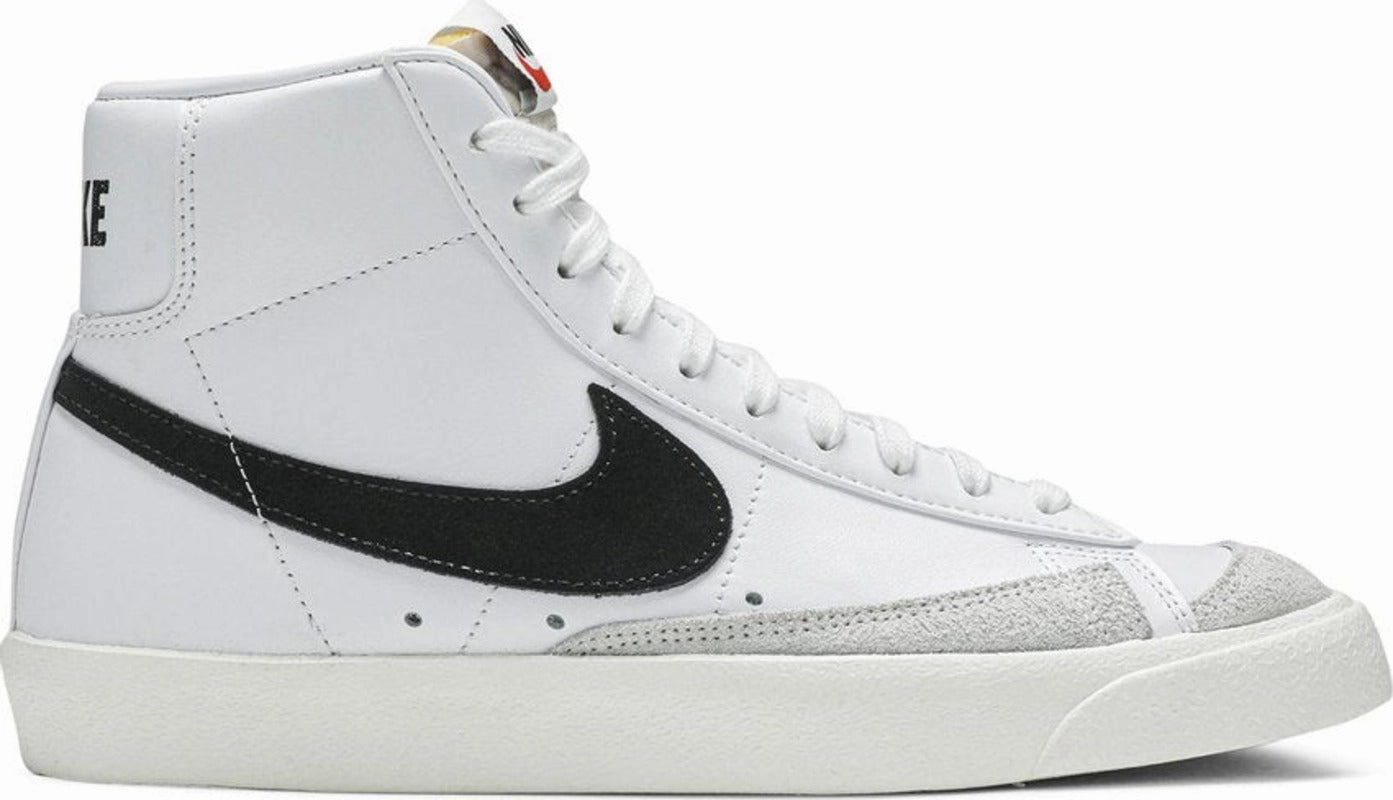 Ergonomic Footbed Nike Blazer Mid 77 White Black (Women's)