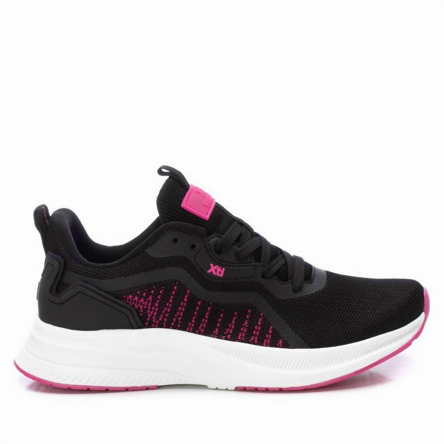 Women's Lace-Up Sneakers In Black Perfect Fit