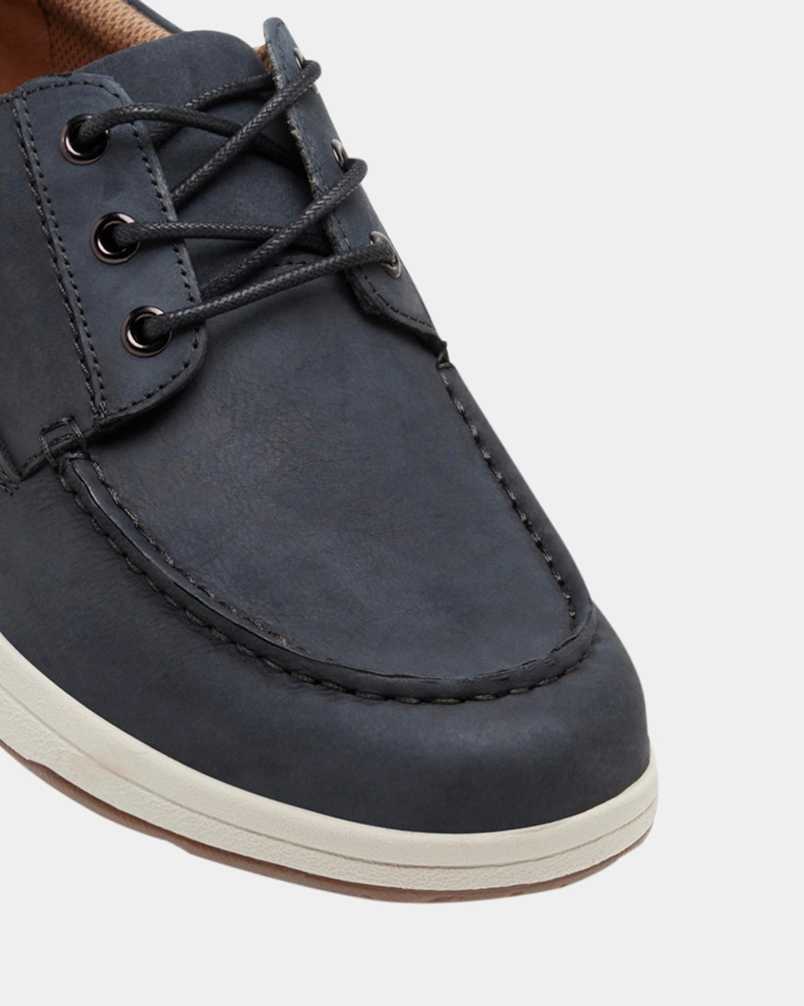 Experience Black Low Rise Daily Travel