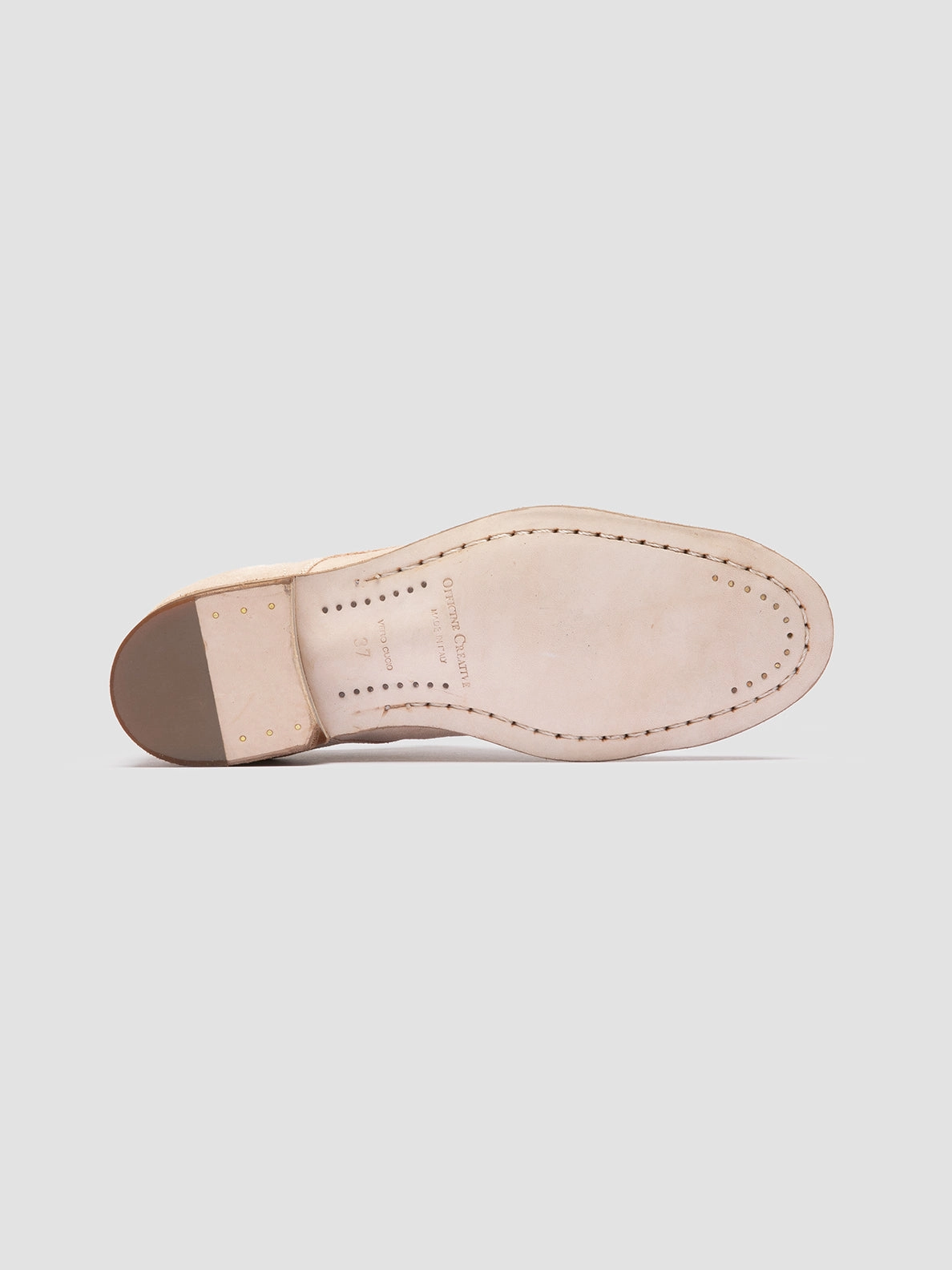 Detail Edge Point Tip SOLITUDE 104 - Ivory Suede Derby Shoes