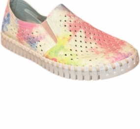 Soft Walk Stacked Cushioning Women's Tulip Tye Dye Sneakers In Geranium