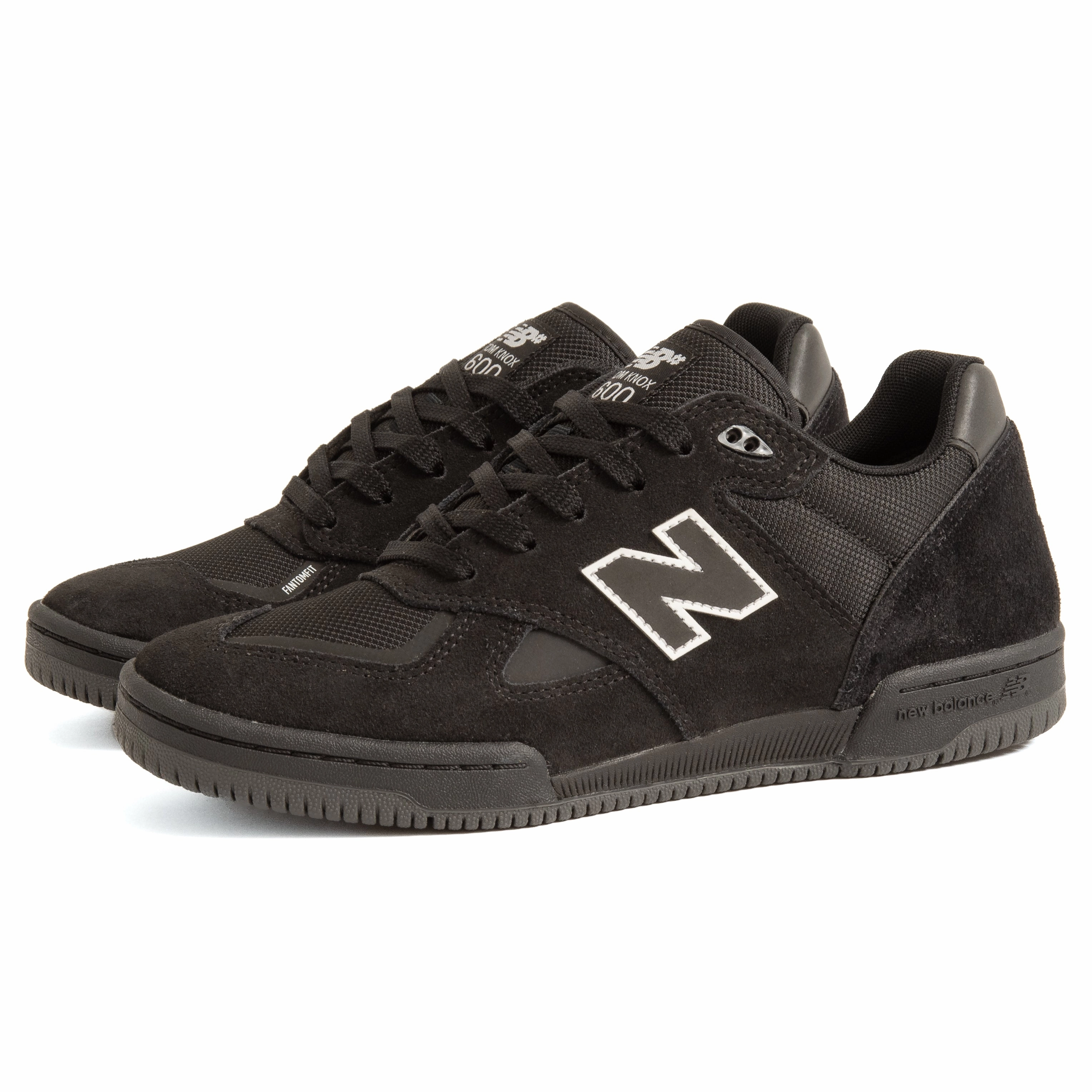running in a tourist destination shoes New Balance - 600 TER (Black/White)