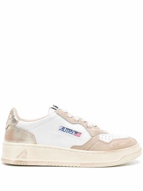 Autry Women's Medalist Super Vintage Sneakers Functional Look Walk Utility
