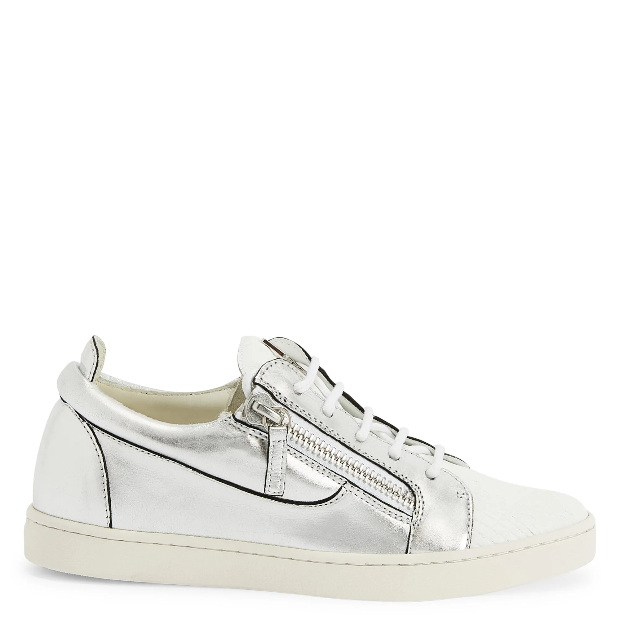 Giuseppe Zanotti Nicki City Function