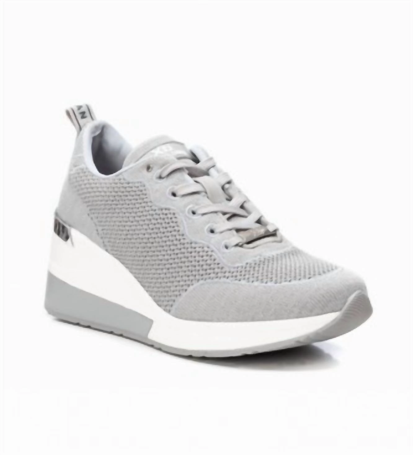 Bold flair Women's Wedge Sneakers In Grey