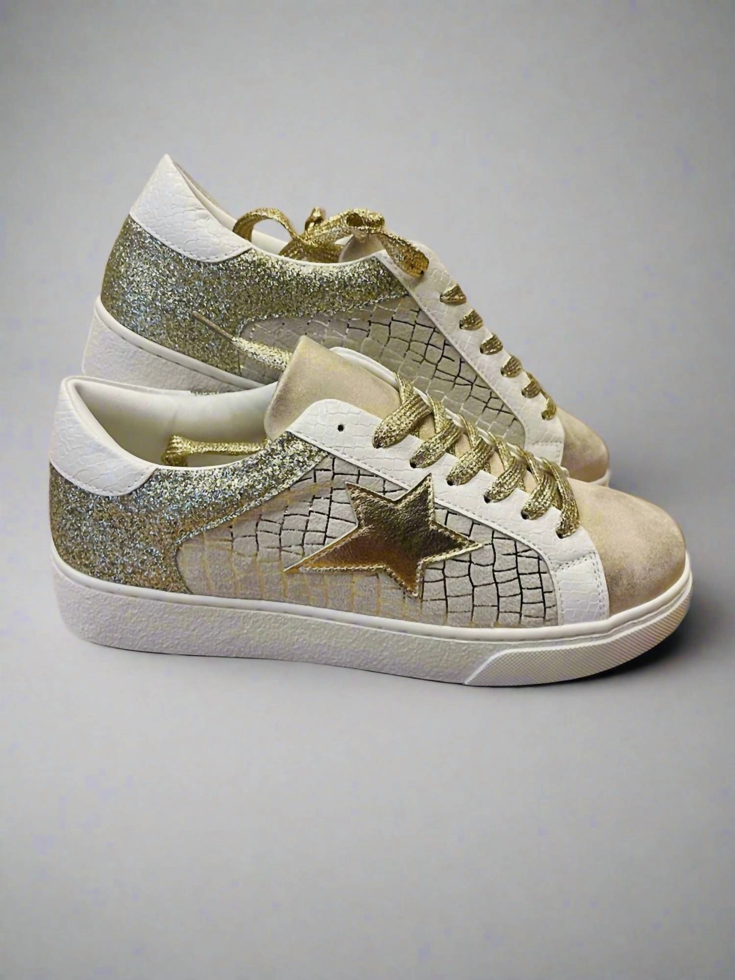 Self Cleaning Tread Glitter Star Patchwork Leather Lace-Up Sneakers In Gold